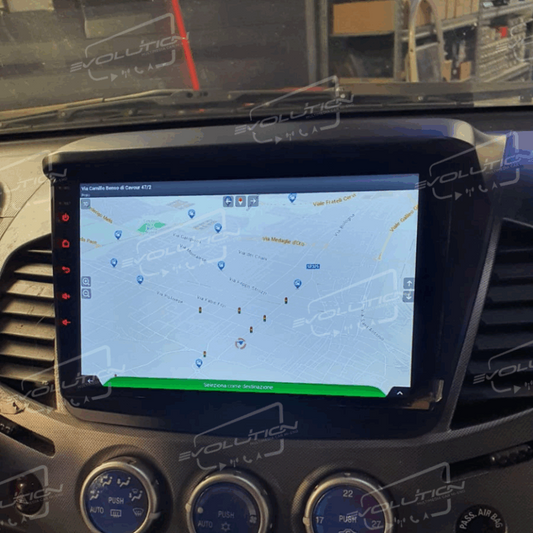 Cartablet Mitsubishi L200  - 9" Evolution