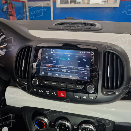 Cartablet Oemfit Fiat 500L (2012 -2018) - 8.4" Evolution