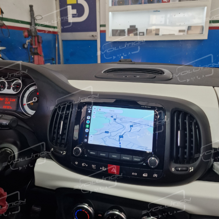 Cartablet Oemfit Fiat 500L (2012 -2018) - 8.4" Evolution